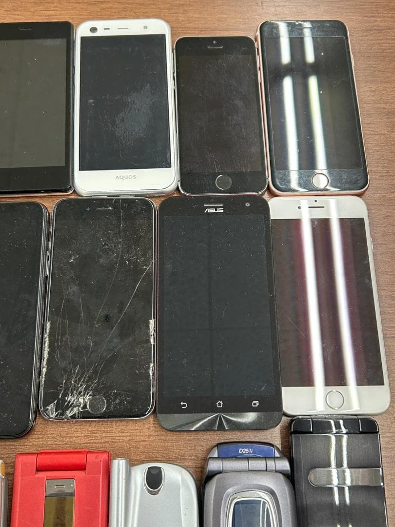 【M】✧ガラケー・スマホ おまとめ 18台まとめ ジャンク✧