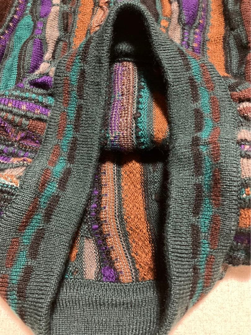 即完売 coogi クージー 3Dニット マルチカラー 総柄　ボタン取れ