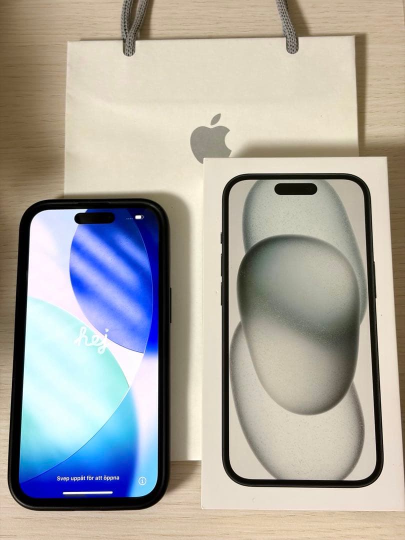 【美品】iPhone15 256GB ブラック SIMフリー