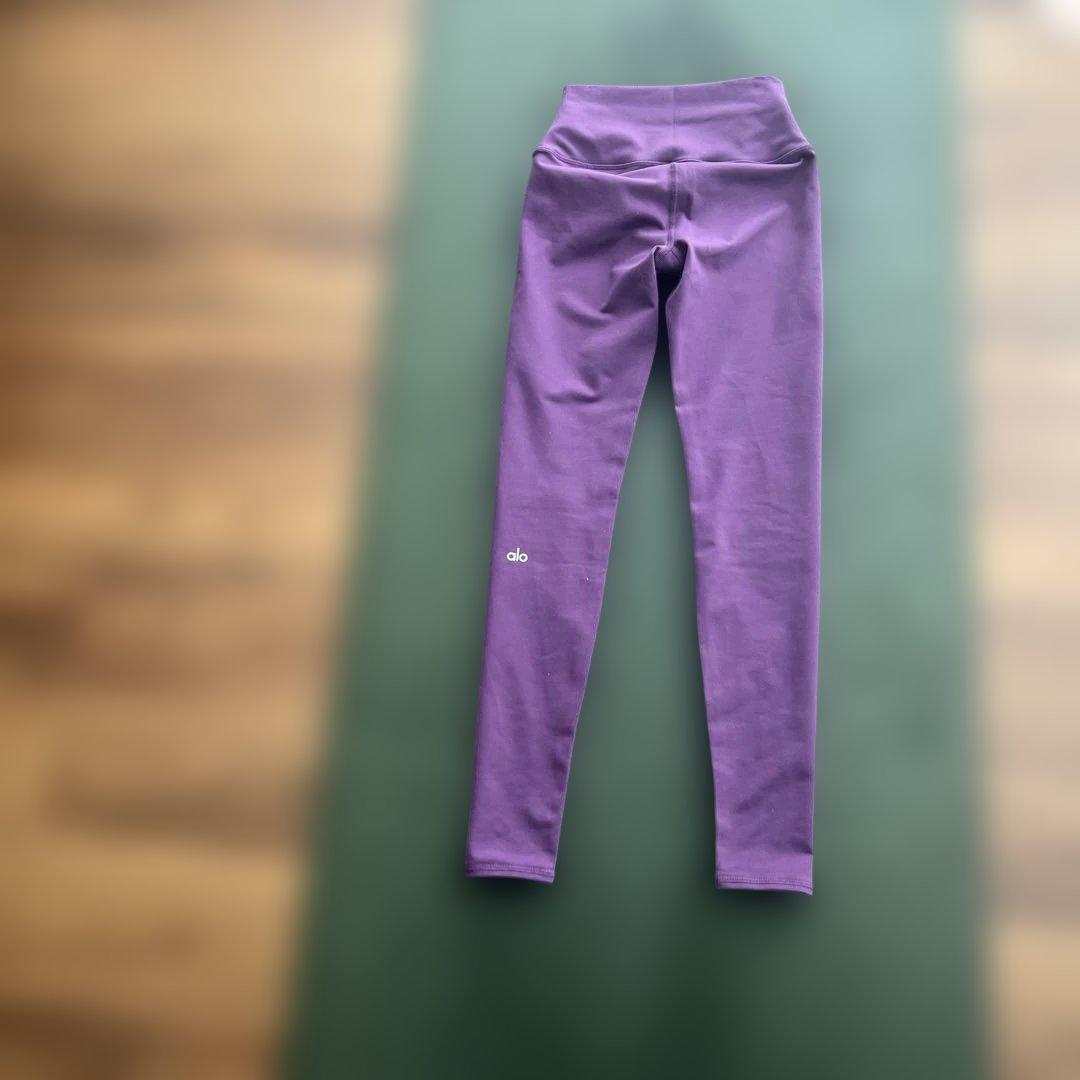 alo ヨガ　パープル レギンス