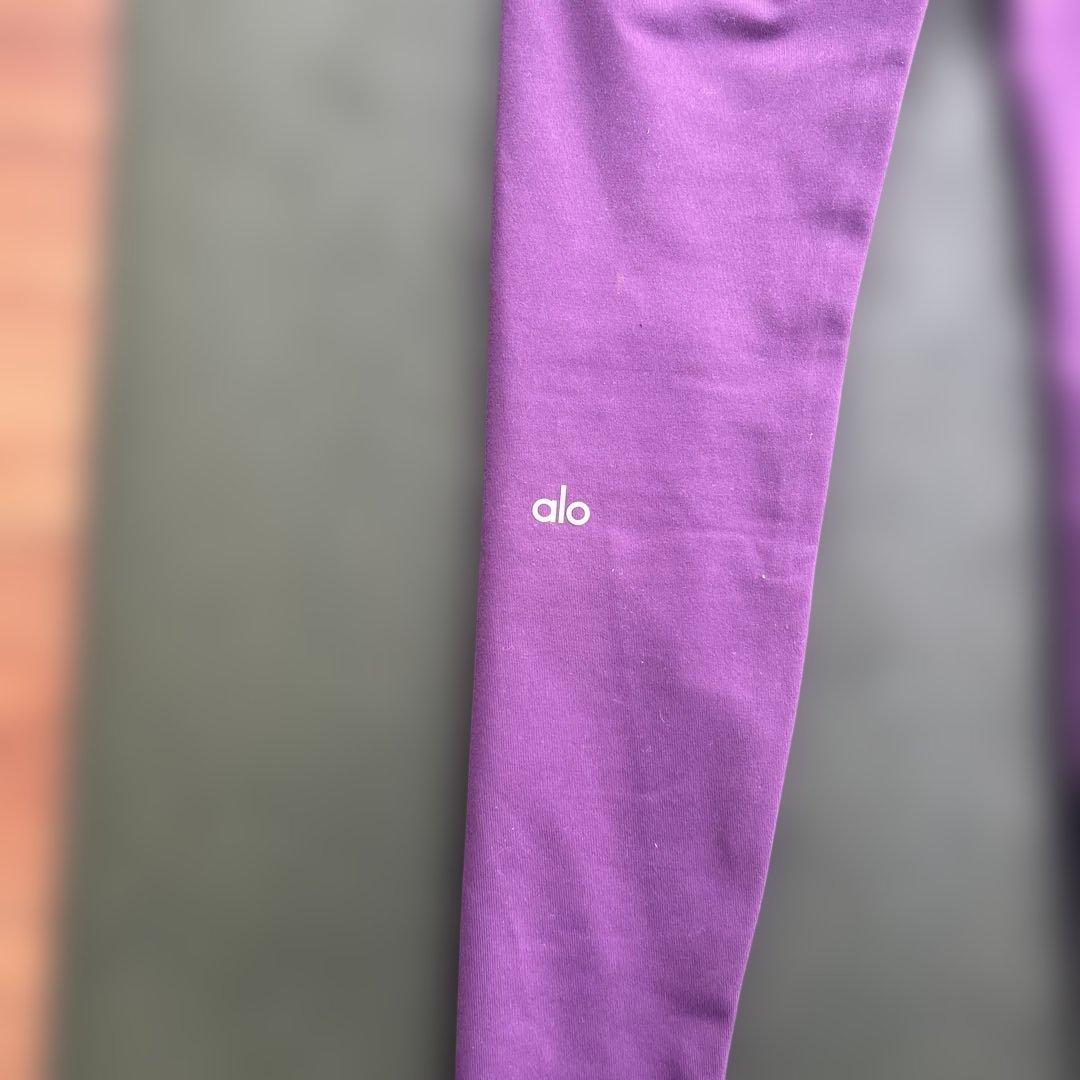 alo ヨガ　パープル レギンス