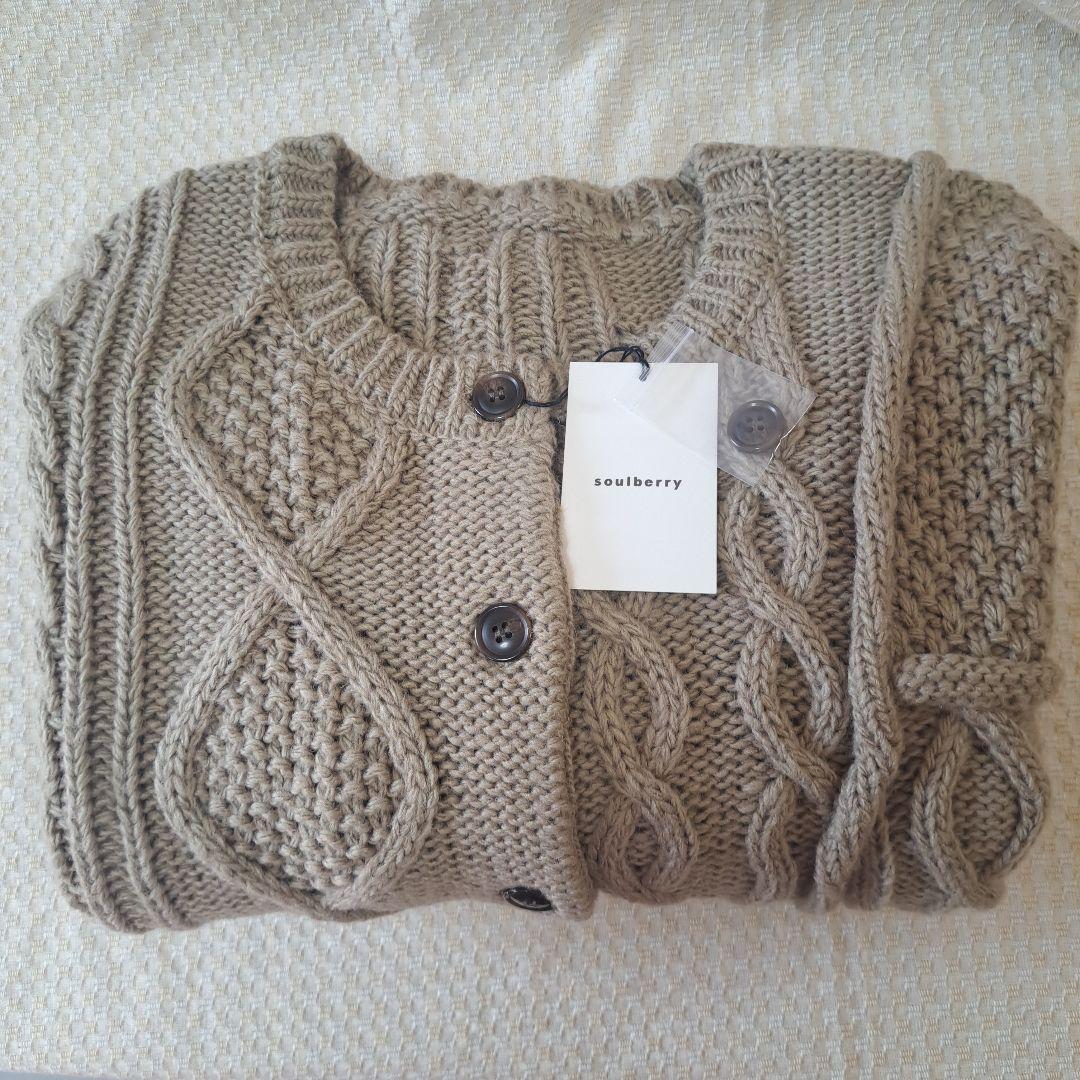 ソウルベリー　soulberry　カーディガン　ニット　M　新品未使用