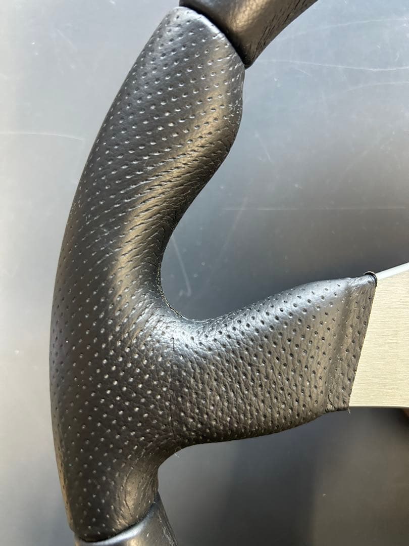 MOMO RACE ステアリング 美品　希少！35センチ