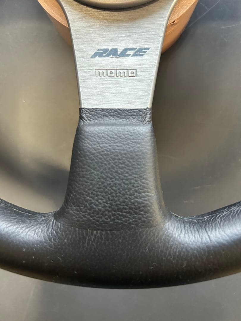 MOMO RACE ステアリング 美品　希少！35センチ