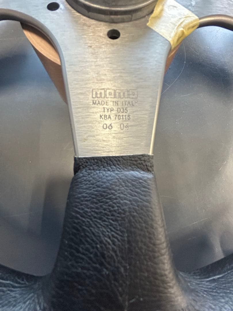 MOMO RACE ステアリング 美品　希少！35センチ