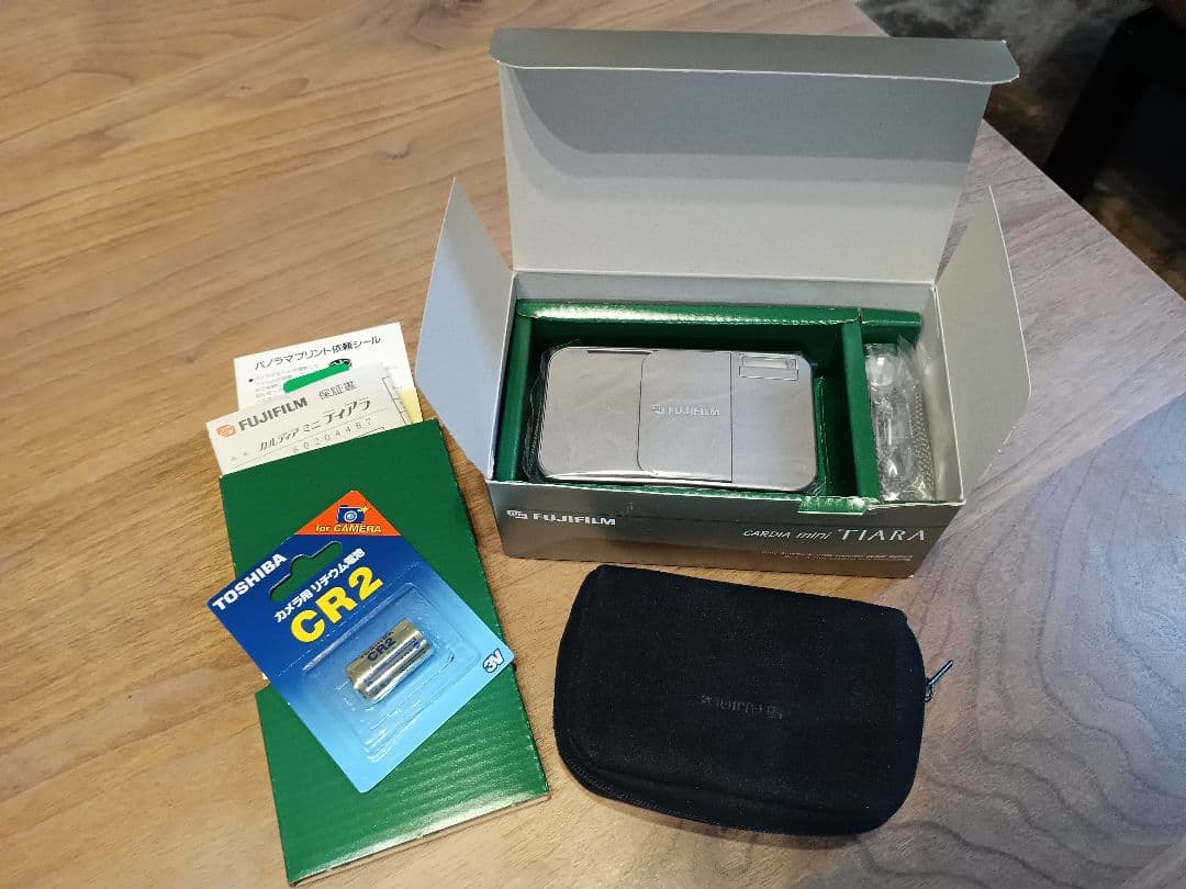 【新品電池付き】極美品 FUJIFILM CARDIA mini TIARA
