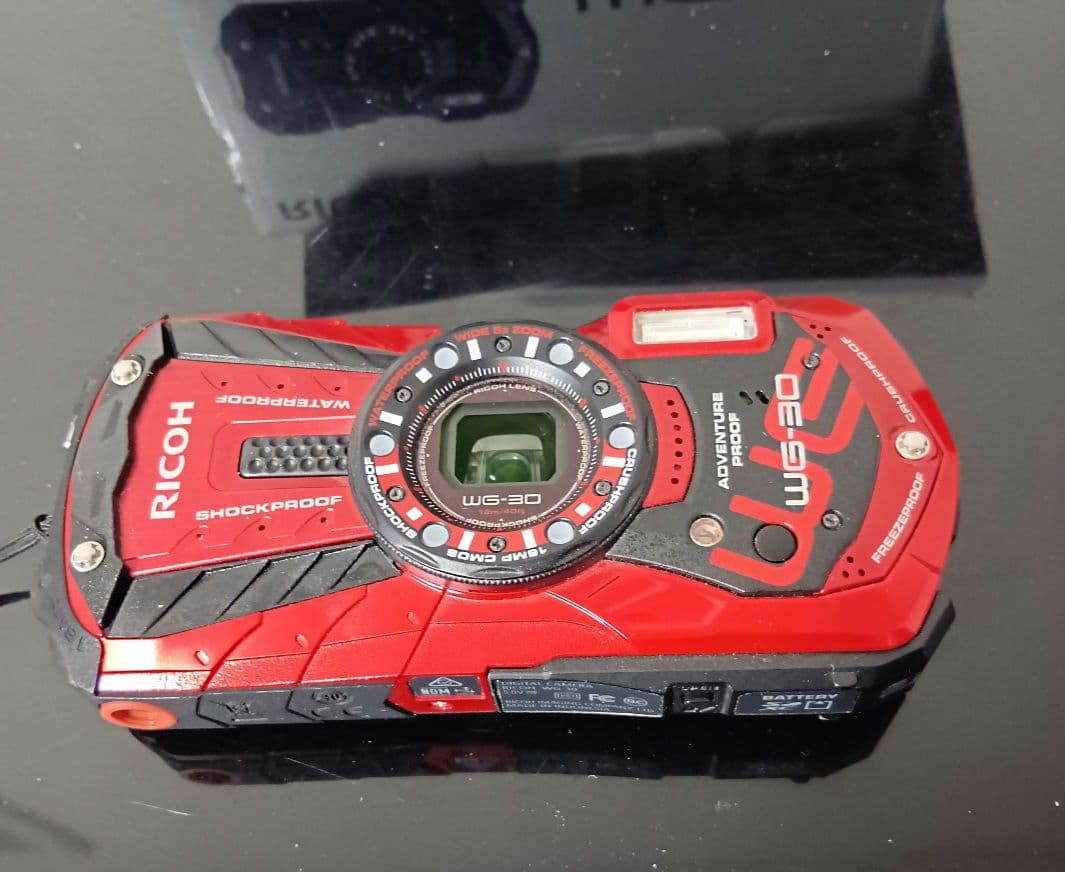 RICOH WG-30 RED 防水コンパクトデジタルカメラ