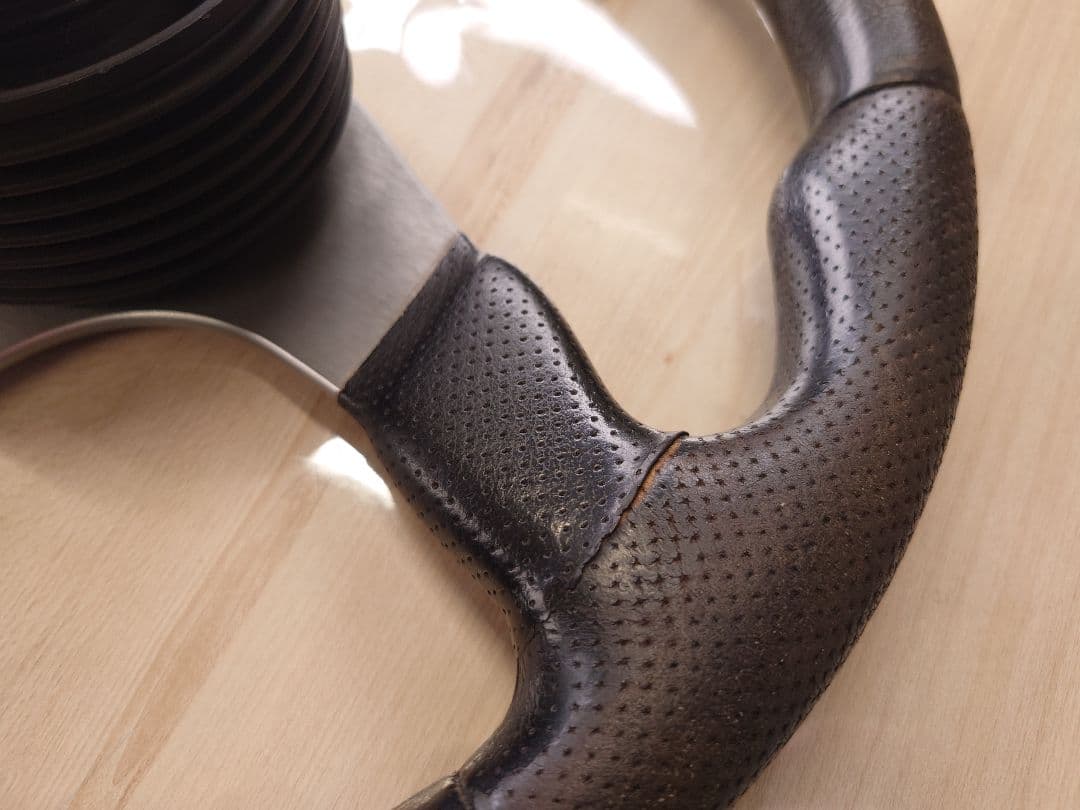 最終価格　【美品】momo　D35 ステアリング　race