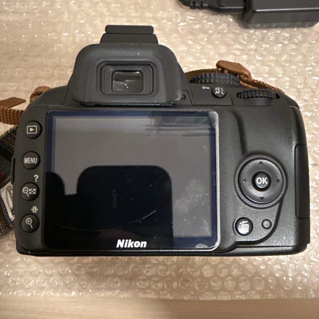 一眼レフ　Nikon D3000