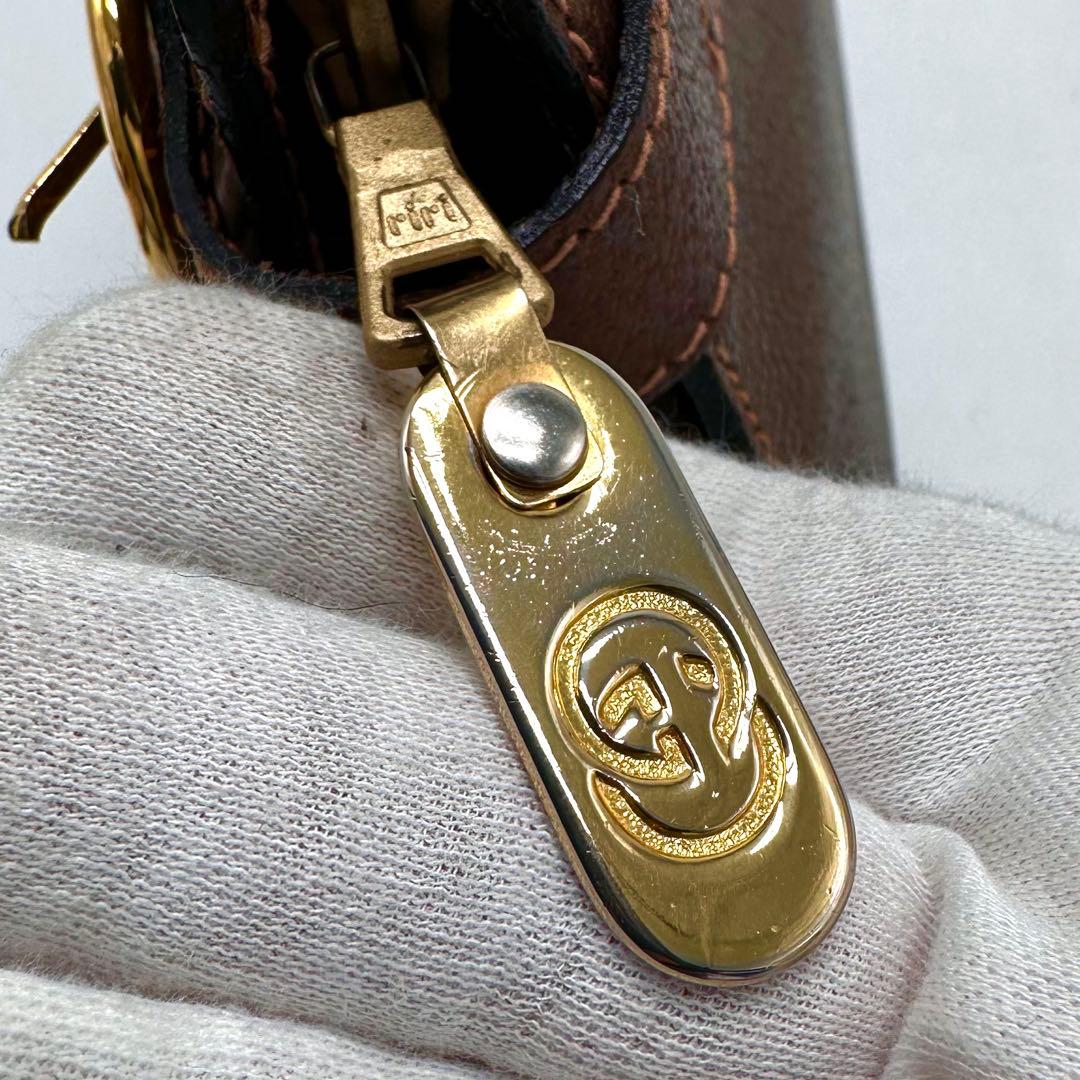 レア極美品 OLD GUCCI クラッチバッグ ロゴ金具 レザー 焦茶 男女兼用
