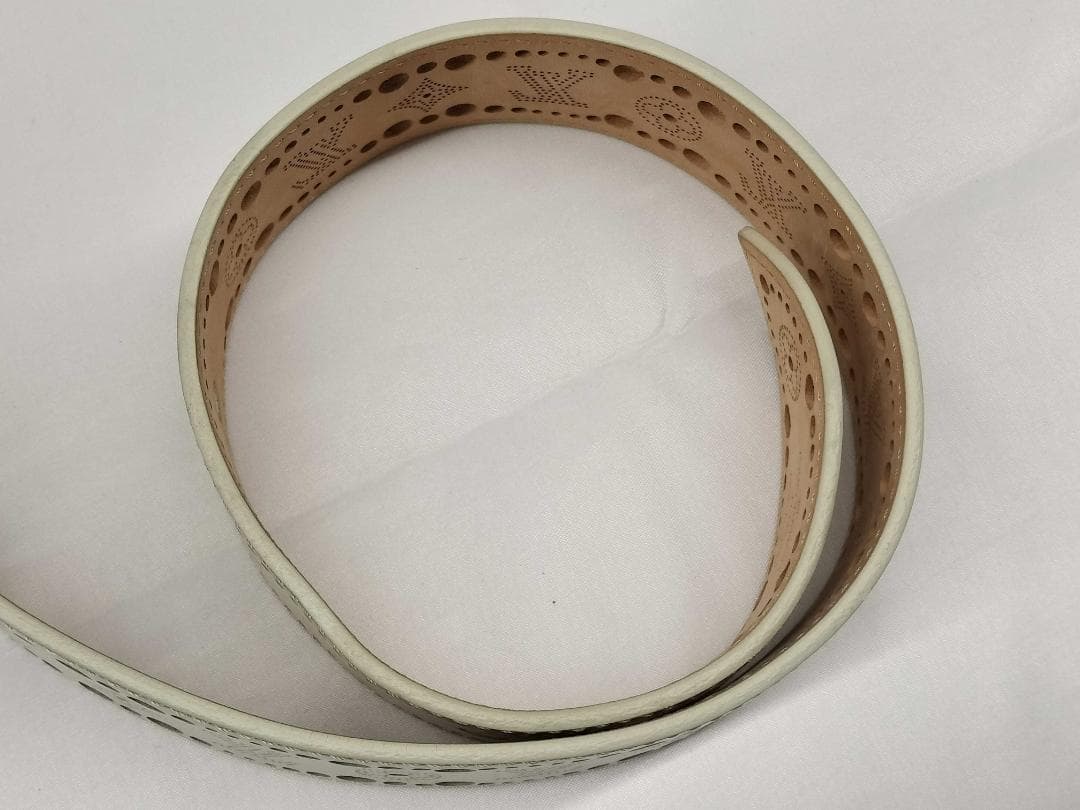 ルイヴィトン サンチュール フェニックス ベルト パンチング 90/36 白系