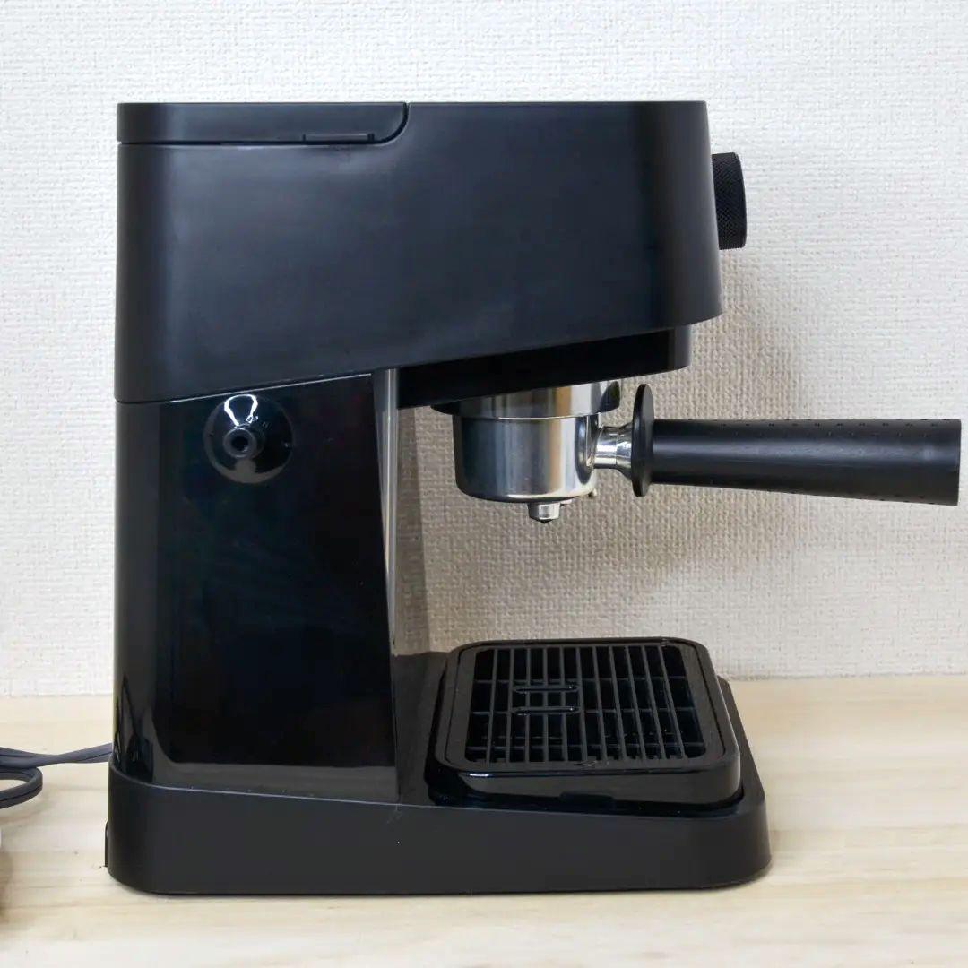 ジュリ【デロンギ】エスプレッソ・カプチーノメーカー　EC235J-BK