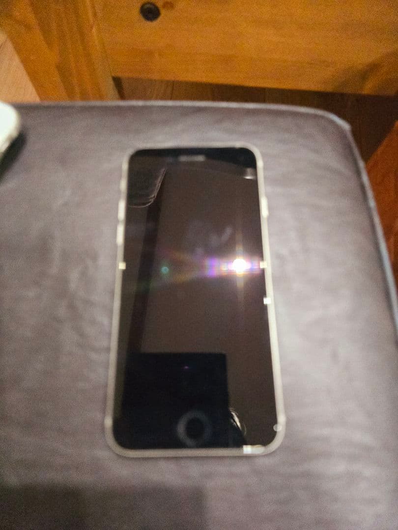 iPhoneSE3 64GB 電池100%SIMフリー