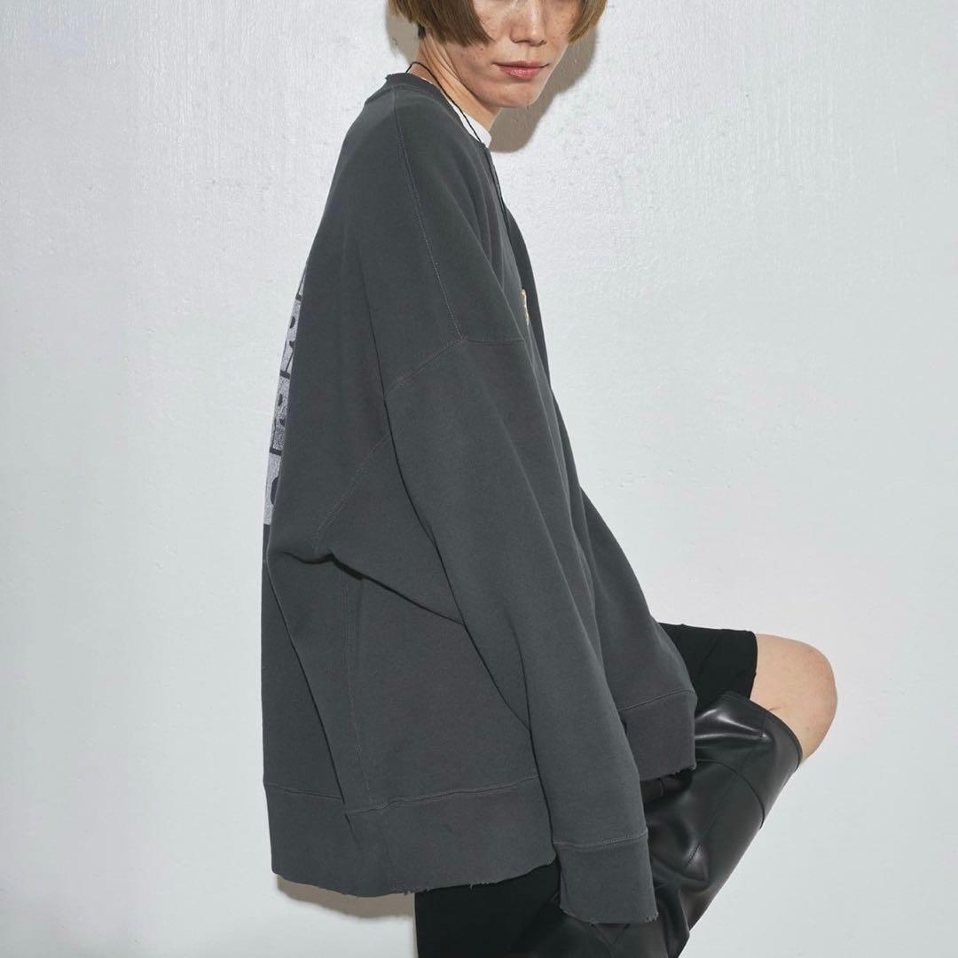 ウィムガゼット【GEMINI】オーバーバックプリントスウェット