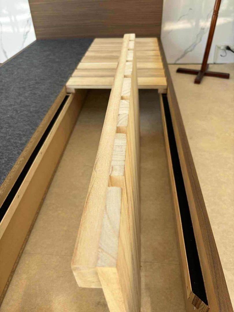 【SIMMONS】シングルベッドフレーム（100×200cm）