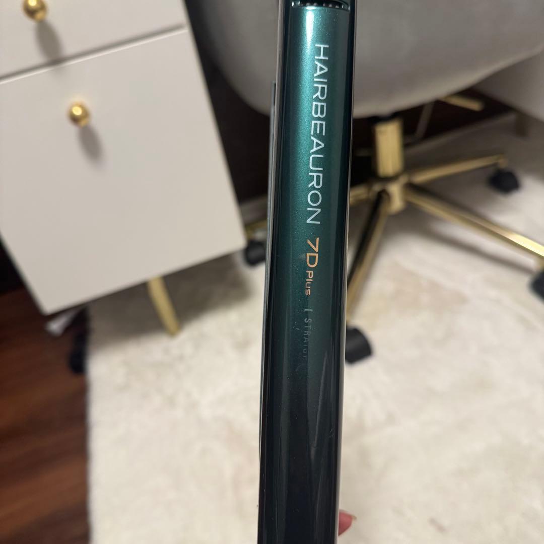 ヘアビューロン　7D plus ストレートヘアアイロン