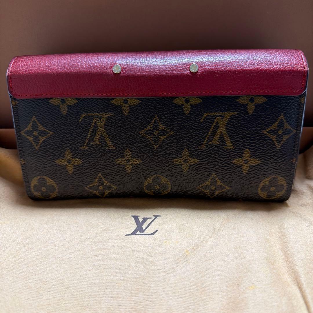 Louis Vuitton 長財布　レッド