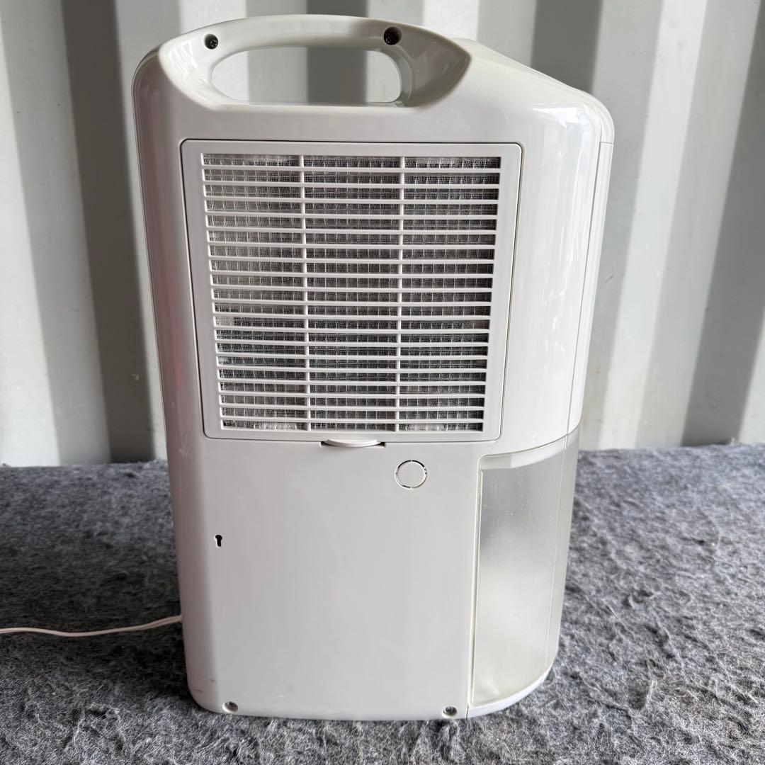 IJ82激安早い者勝ち✨　CORONA 除湿機 CD-P63A2 新生活応援