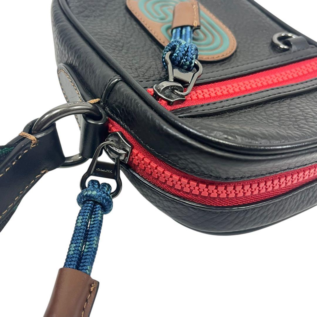 COACH コーチ　クロスボディ　ショルダーバッグ