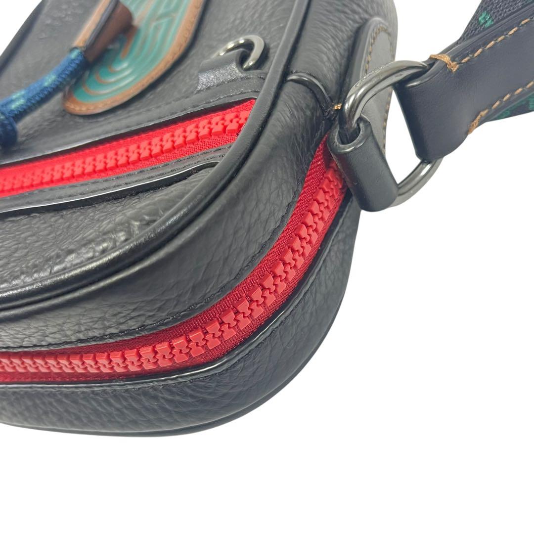 COACH コーチ　クロスボディ　ショルダーバッグ