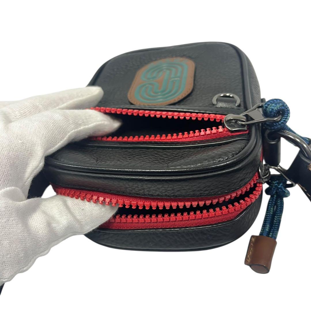 COACH コーチ　クロスボディ　ショルダーバッグ