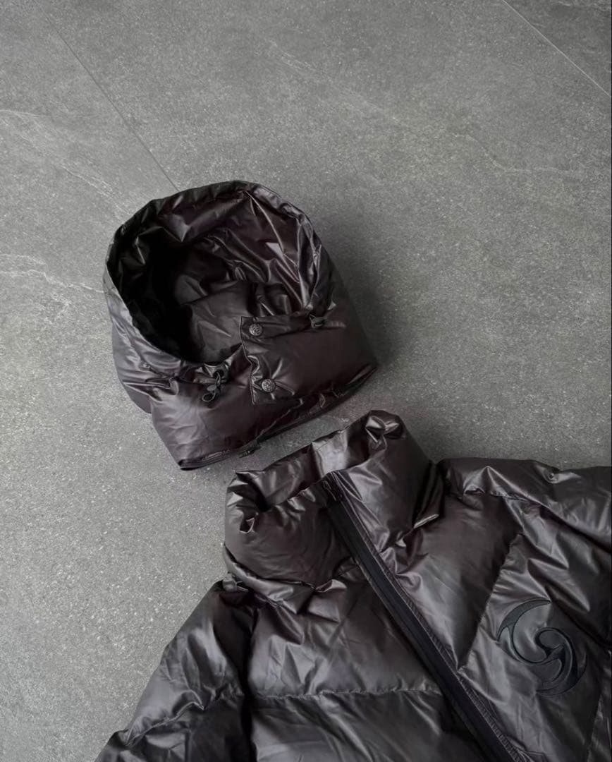 ま*ー様 VRROCK HEAT REACTIVE PUFFER ブラック　ME