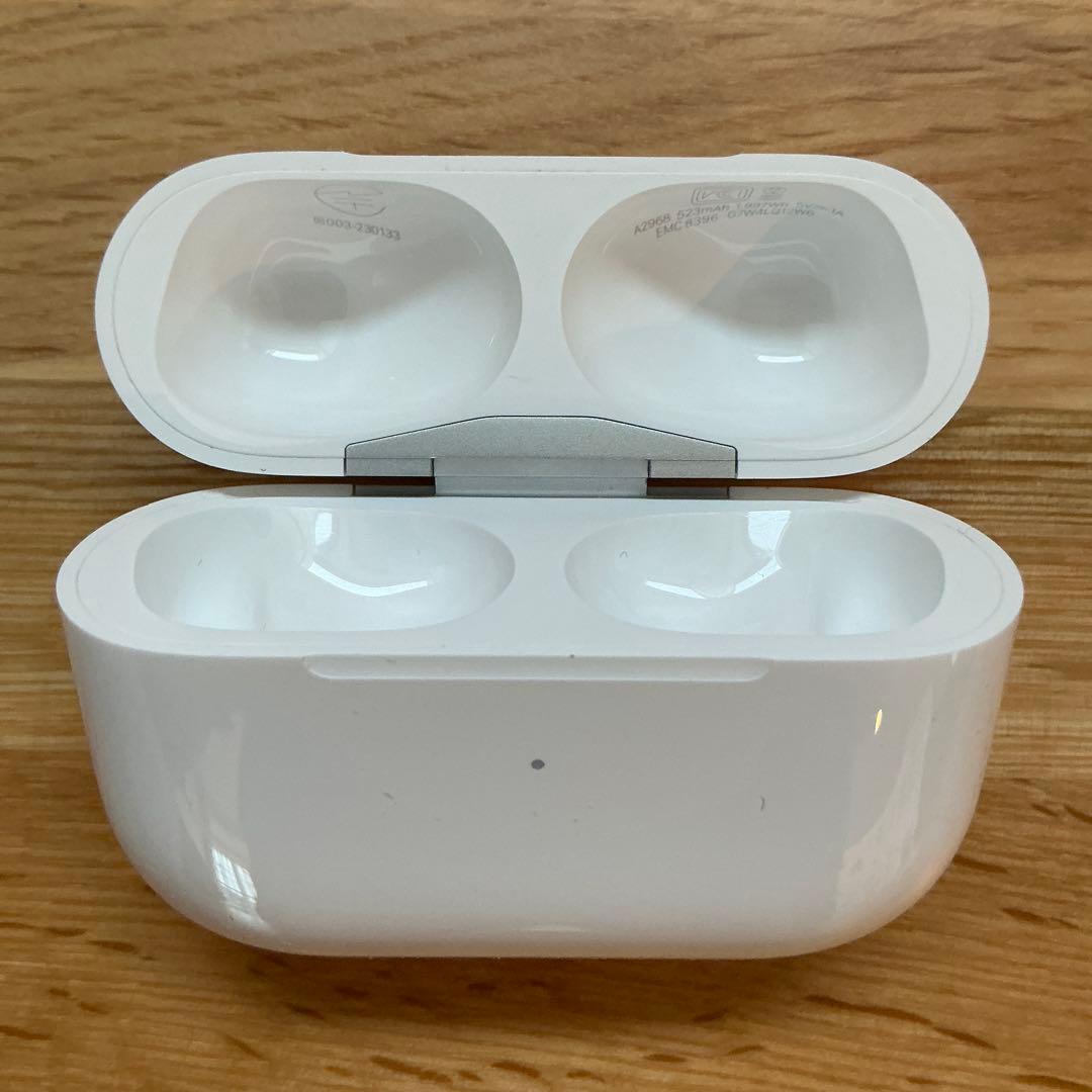 Apple AirPods Pro 2(USB-C) ＋ NOMADレザーケース