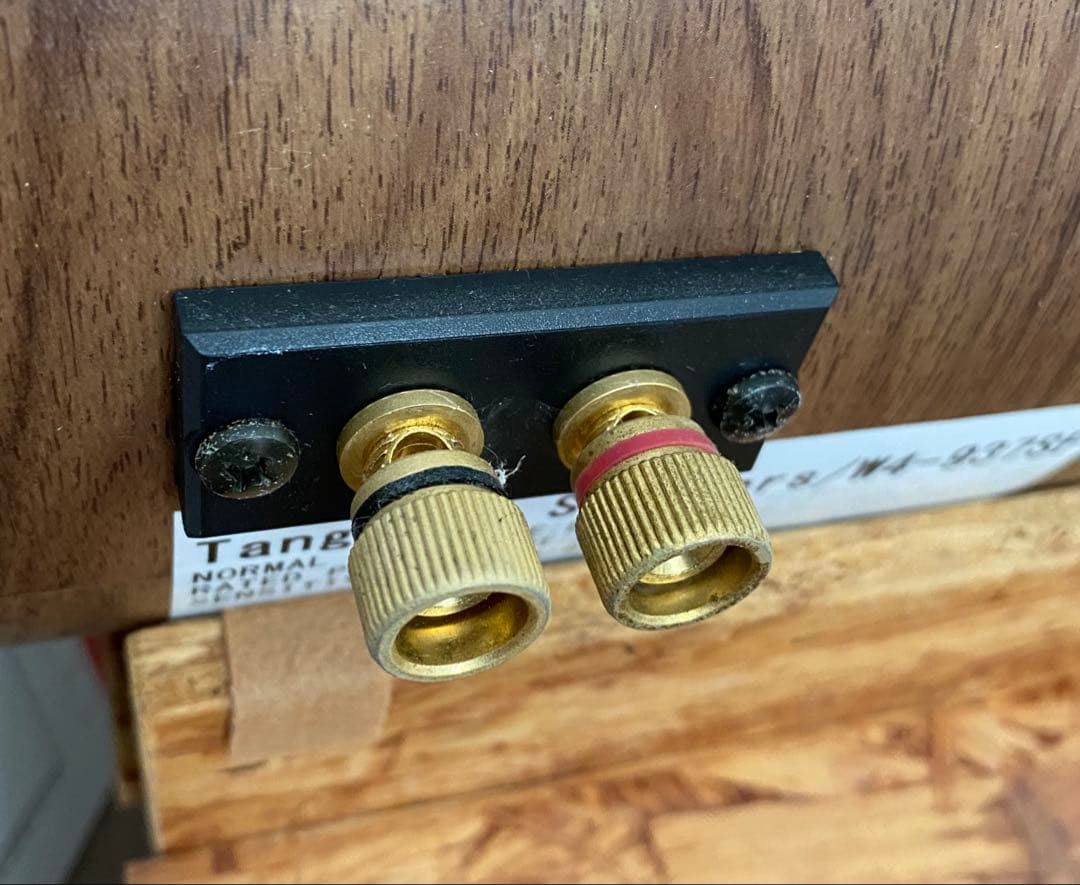 無指向性スピーカー　ＬR一体型