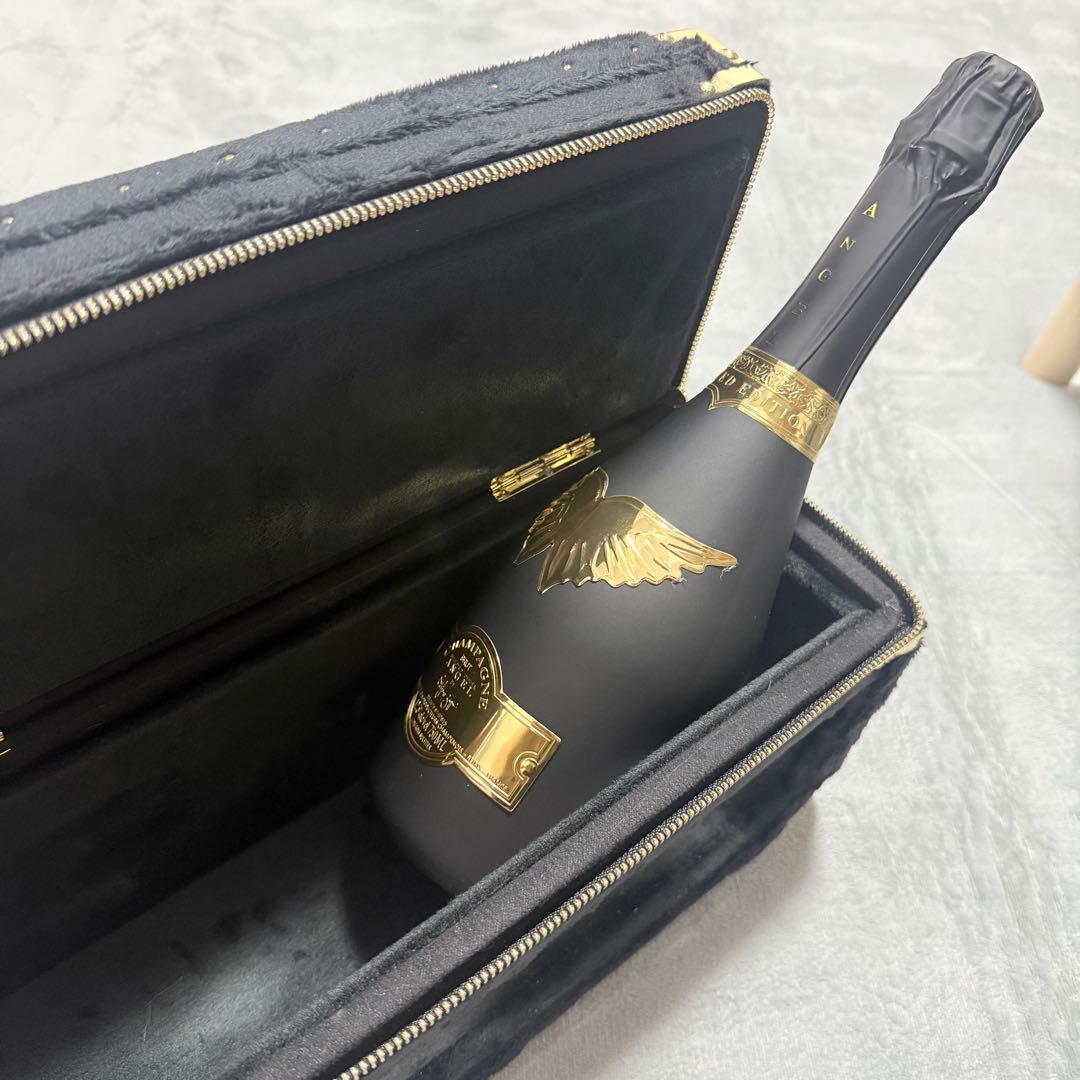 エンジェル　シャンパン　5th 5周年　限定 ファー