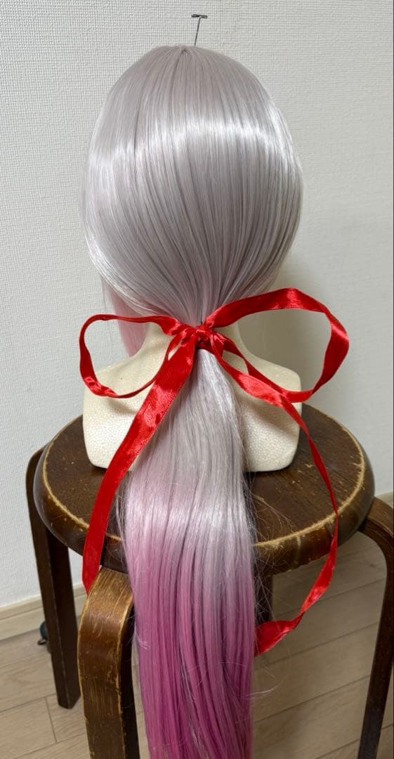 【値下げ中】【即購入可】椎名唯華 コスプレ衣装Mサイズ5点 セット済ウィッグ付き