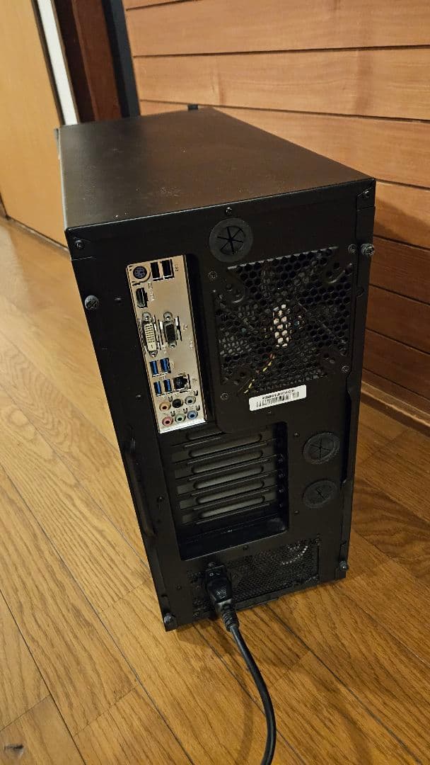 レイン 静音 BTOパソコン Corei5 4440 SSD HDD構成