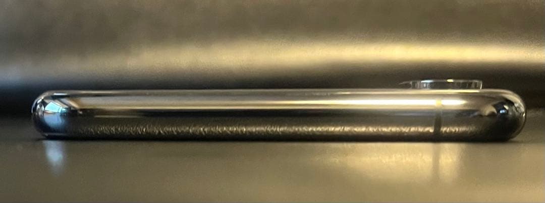 新品同様 iPhone XS Max SIMフリー 256G