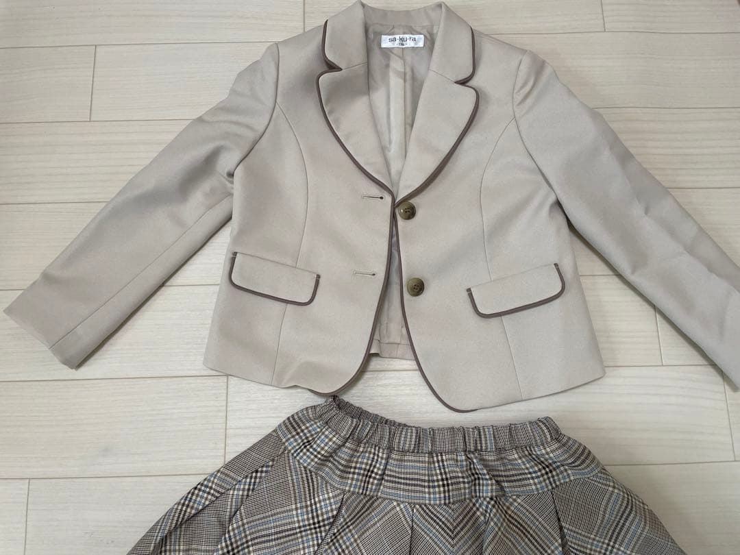 SAKURA女の子　入学式　卒園式　フォーマル女子　1回使用　綺麗130サイズ