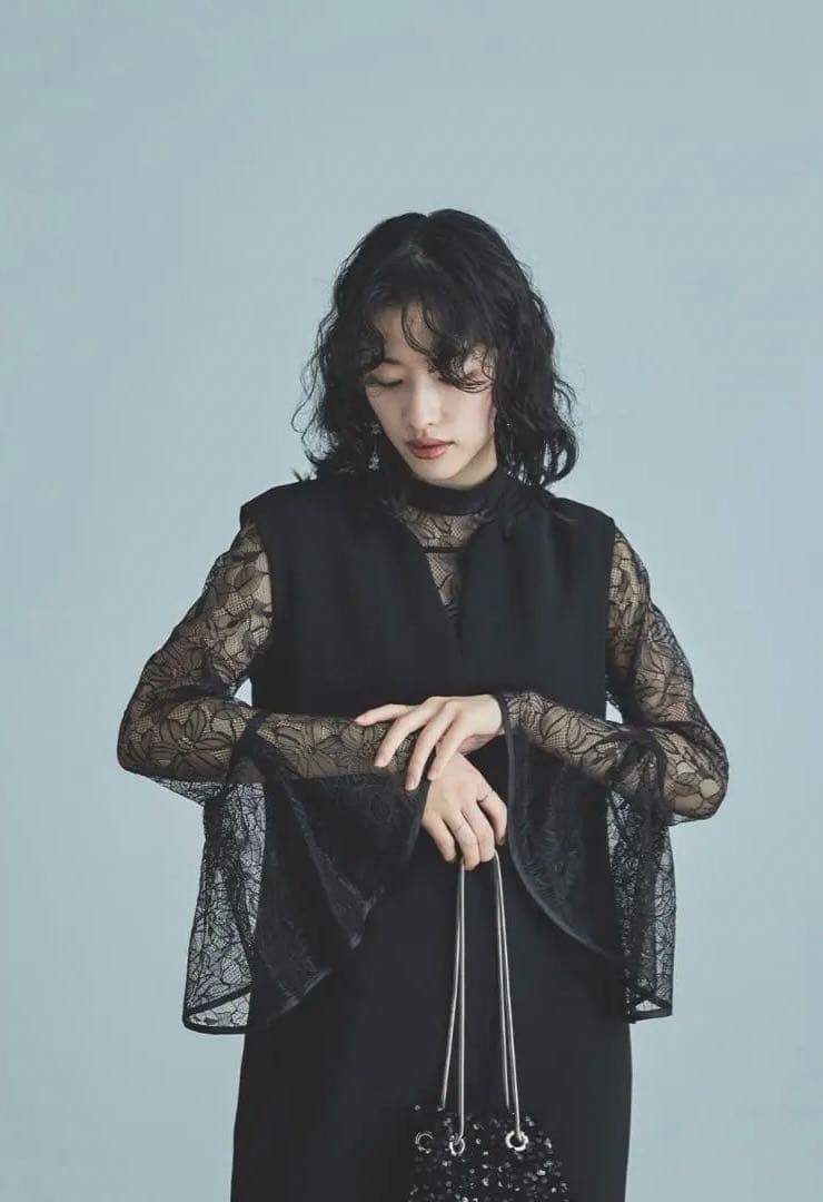 niana ベルスリーブスリットドレス パーティードレス 結婚式