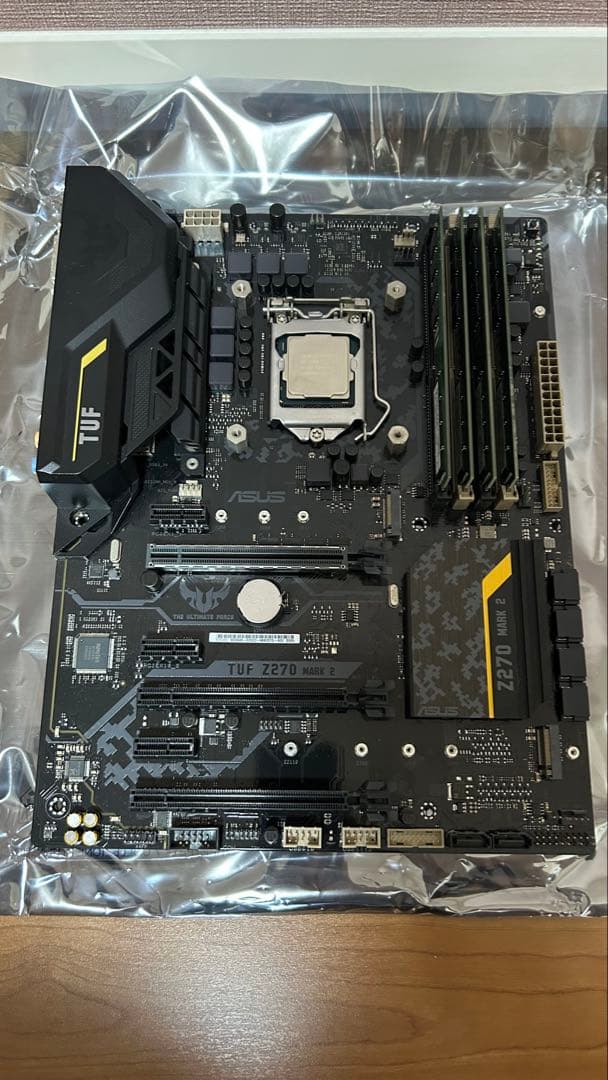 マザーボード ASUS Z270 i7-7700k DDR4 32GB