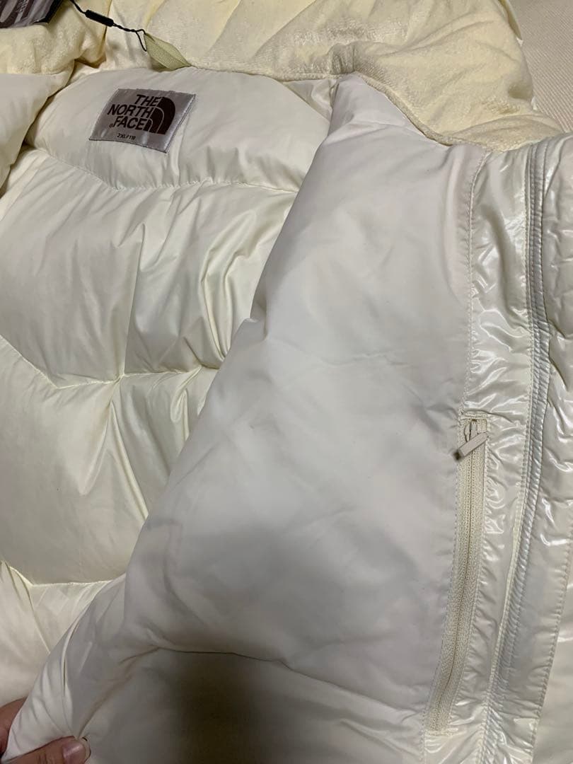 ミ*ガ様 WHITELABEL ネオフリーダウン　クリーム色　2XL