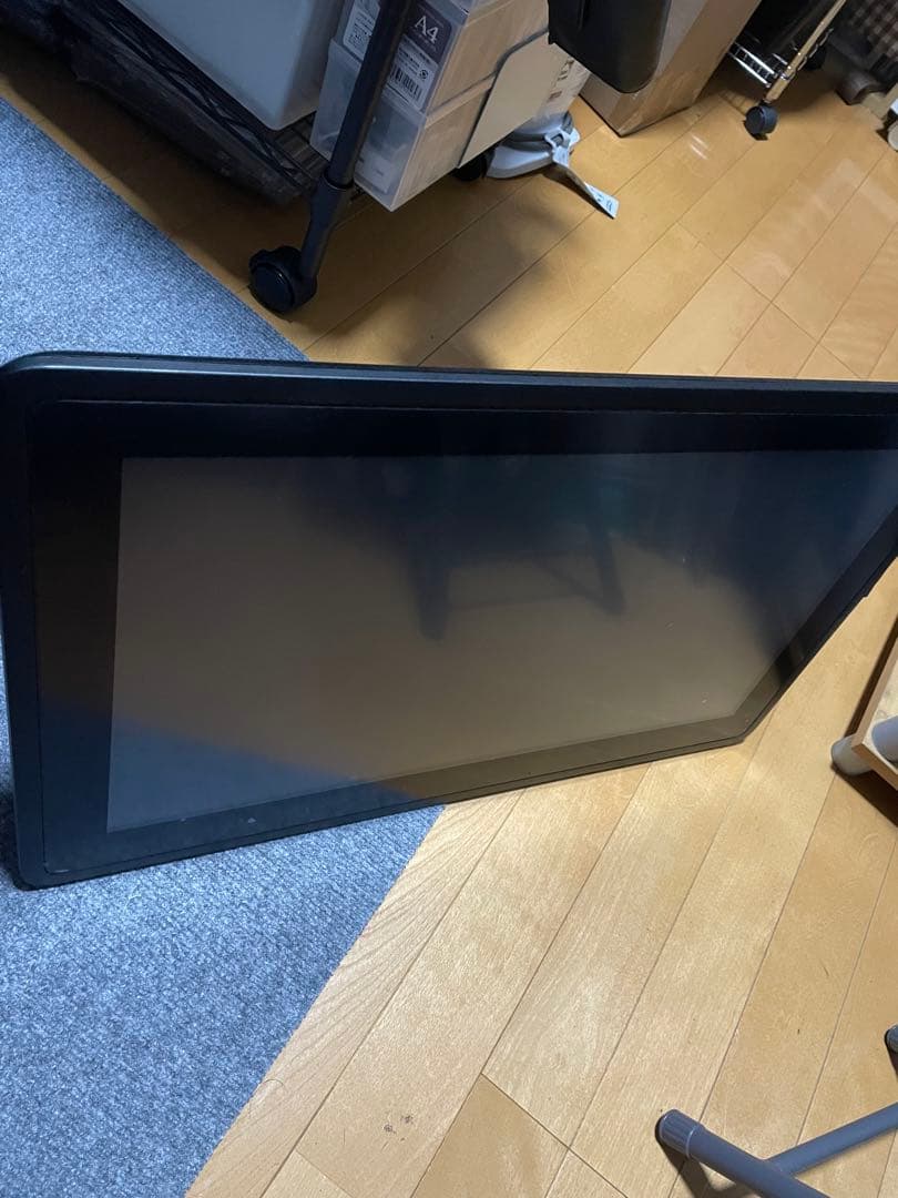 Wacom　Cintiq22　DTK-2260　液タブ　ペン付　スタンド付き