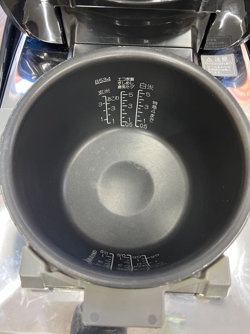 雪*様 象印(ZOJIRUSHI) 炊飯器 炎舞炊き NW-KB10 5.5合