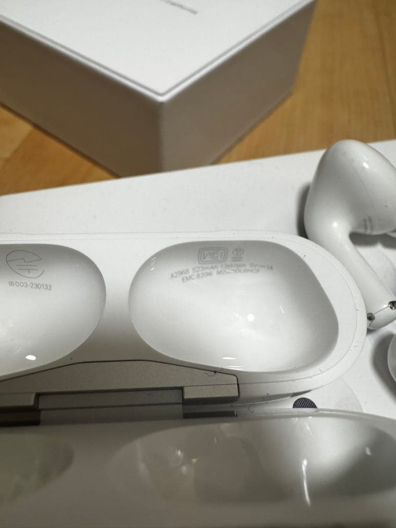 【極美品】Apple AirPods Pro 第2世代 (USB-C) 付属品有