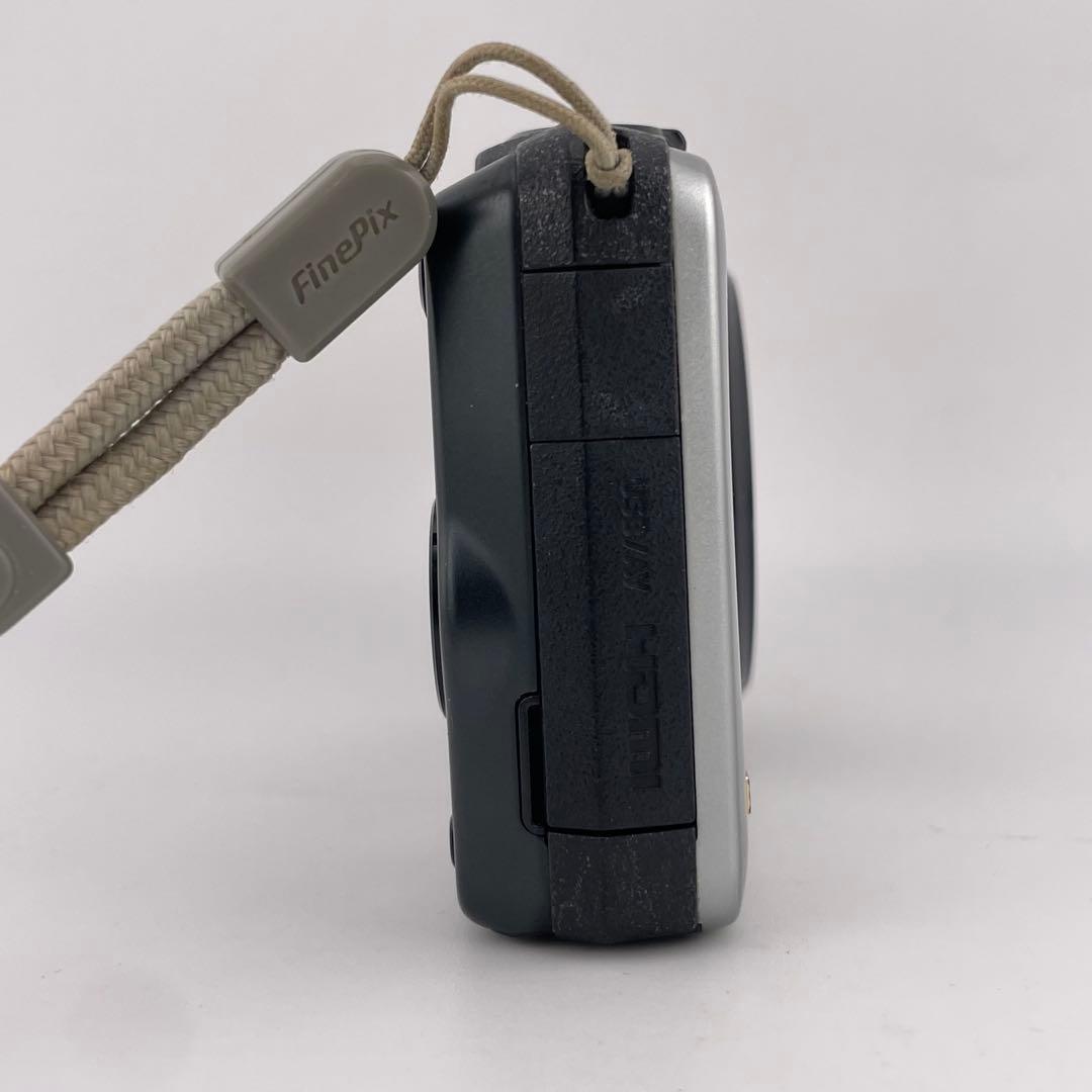 実写美⭕️【動作確認済】カシオ　 CASIO EXILIM EX-ZR10