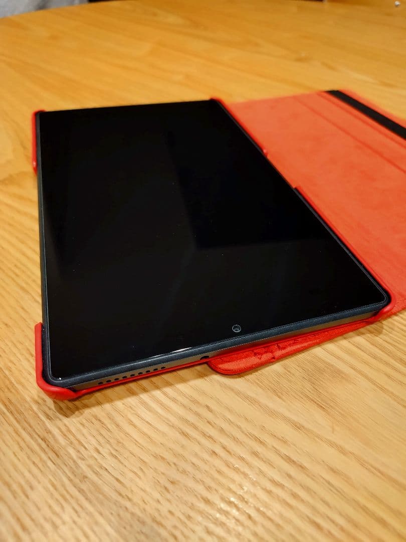 Lenovo　タブレット