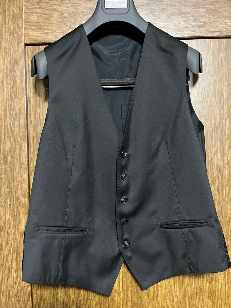 TEKESH タリアトーレ　ブラック　スリーピース