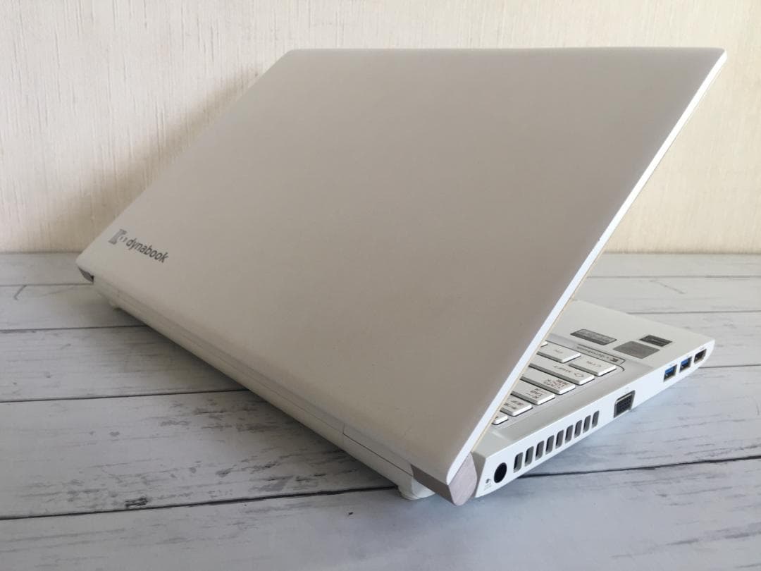 東芝 dynabook R73/NW56E 13.3型高解像度 コンパクトノート
