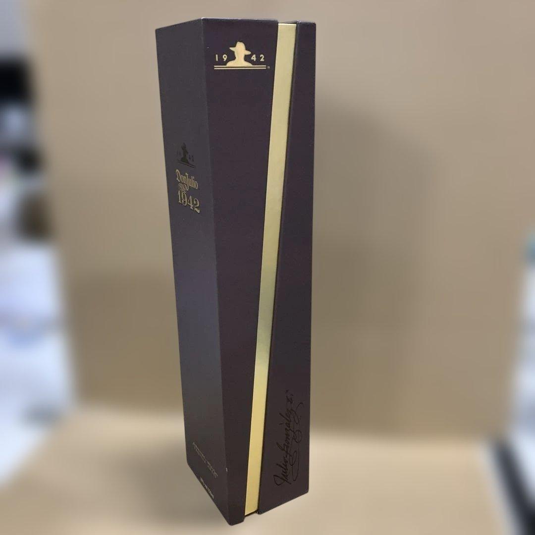 新品　ドン・フリオ 1942 750ml 箱入り[ テキーラ ギフトBox入り