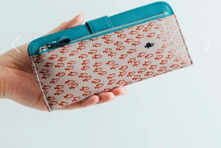 印伝屋　スイミー　長財布　ラスト在庫