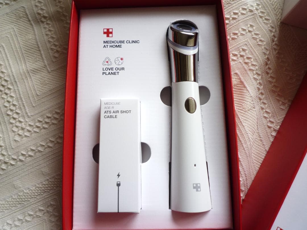 お値下！美品＊メディキューブ 美顔器3点セット＋付属品＋ジェルUSED品ハリ毛穴