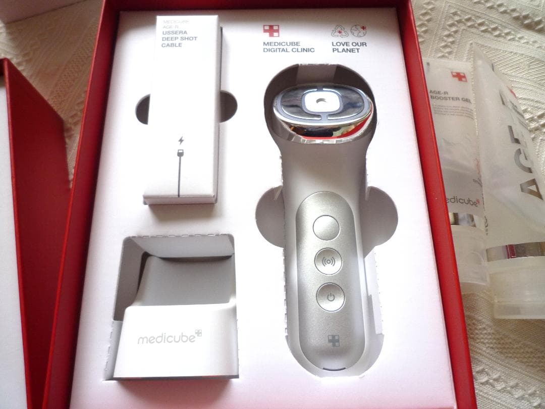 お値下！美品＊メディキューブ 美顔器3点セット＋付属品＋ジェルUSED品ハリ毛穴