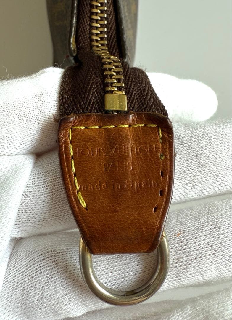 LOUIS VUITTON （ルイ・ヴィトン）ポシェット・アクセソワール