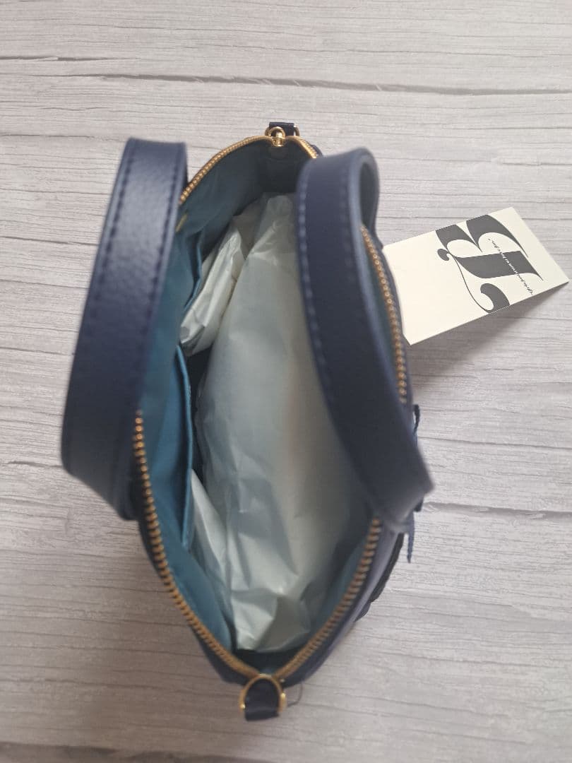 【新品未使用】ファミリア　Bibiy コラボミニバッグ　ネイビー