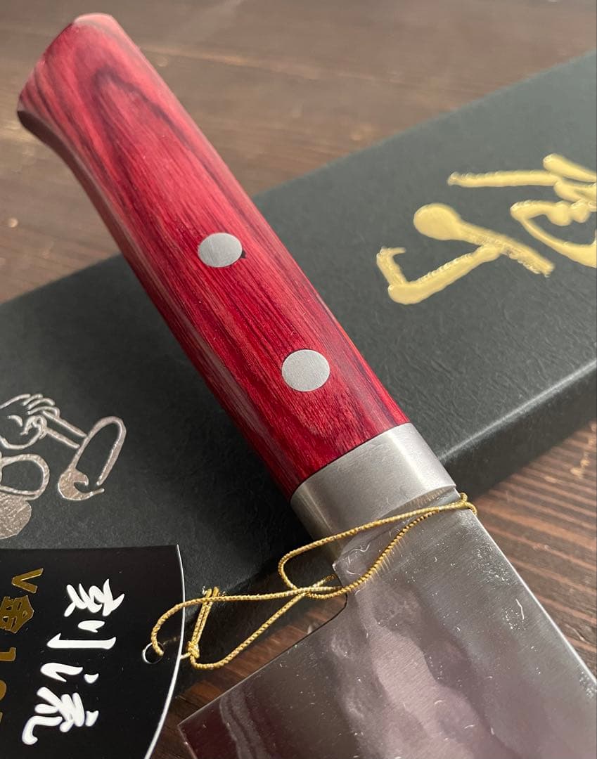 増谷刃物 三徳包丁VG10ステンレス積層槌目 刻流 口金有レッド柄 アウトレット